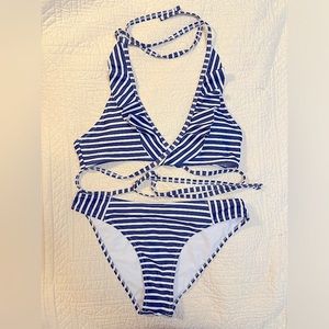 CUPSHE bikini size M, NWOT!!!
